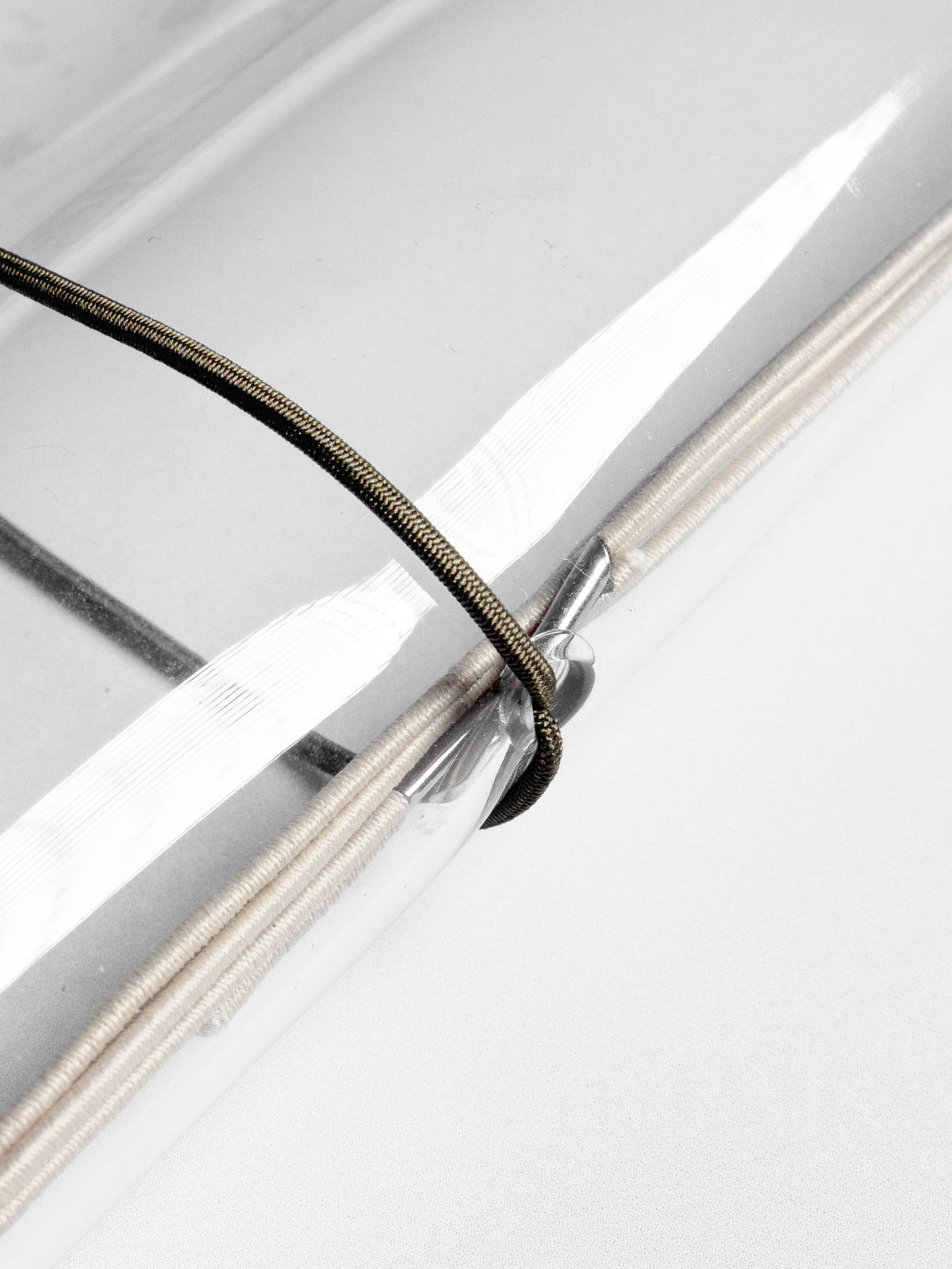 Brown cover band in use on an A5 clear cover.