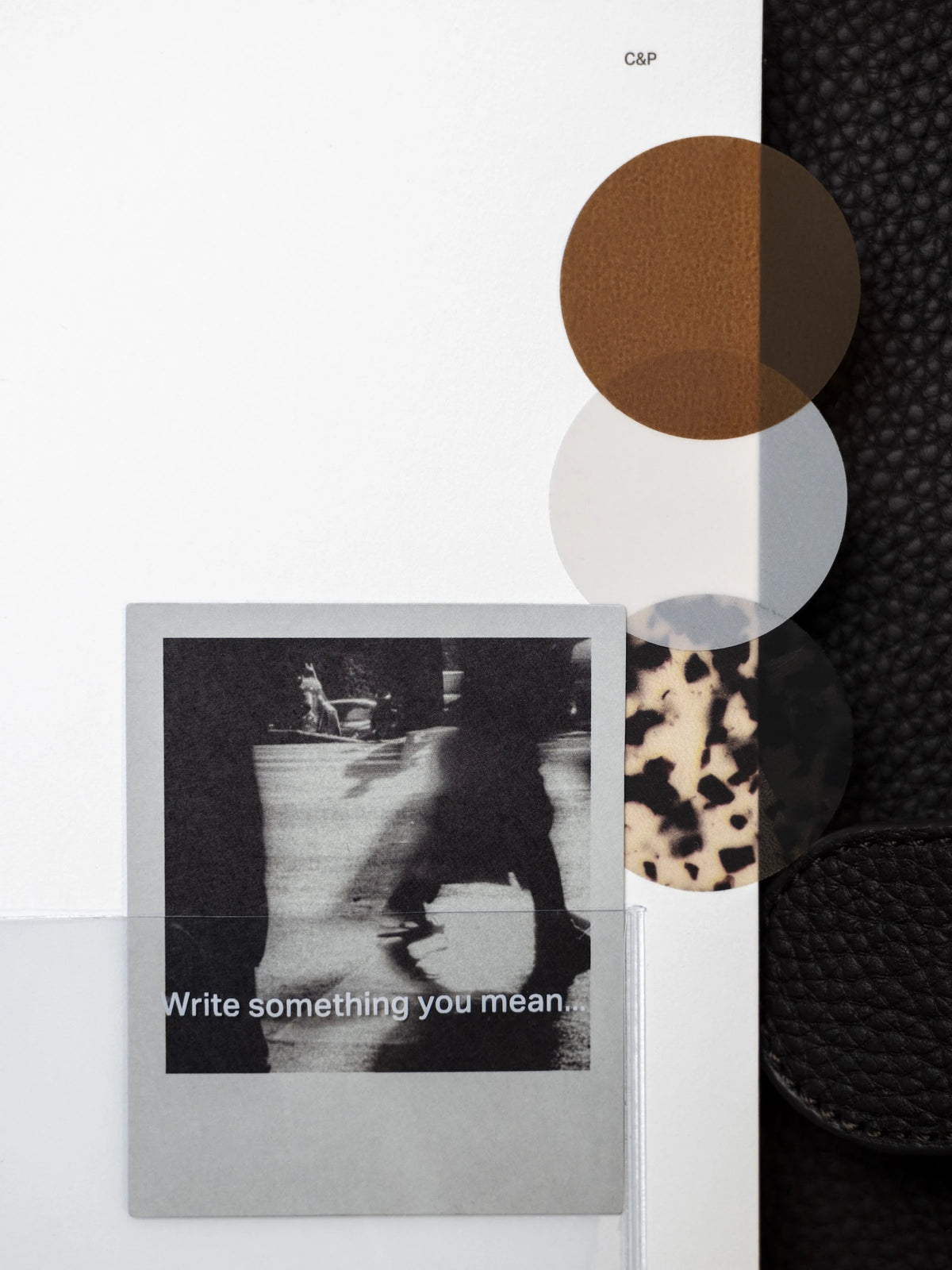 Circle Page Flag Trio | Walnut, Desert Tortoiseshell, Ibiza shown in use with a Cloth & Paper dashboard.