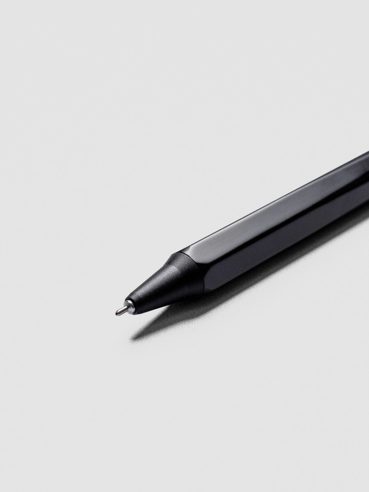 Close up of nib on black OHTO Roller Gel Pen in 0.5mm nib.